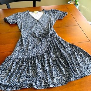 Michael Kors Knee Length Faux Wrap Dress Size XS